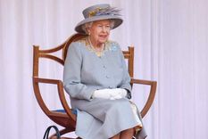 Foto: Onmanorama . https://img.onmanorama.com/content/dam/mm/en/news/world/images/2022/2/20/queen-elizabeth.jpg