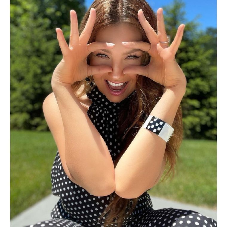 El estampado de lunares es super moderno y de vanguardia.