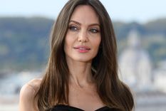 Angelina Jolie nos muestra tres looks perfectos para que todas usemos esta temporada. Foto: Cosmopolitan