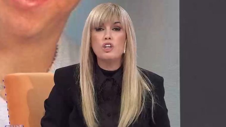 La comunicadora se cansó de las críticas y salió con los tapones de punta.&nbsp;