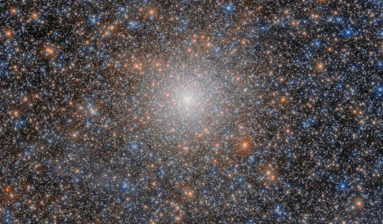 Esta imagen del Telescopio Espacial Hubble de la NASA/ESA muestra el cúmulo globular NGC 2005. Foto: Dpa.