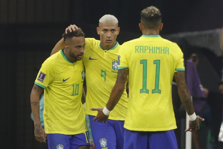 Doblete de Richarlison para el triunfo parcial de Brasil ante Serbia. Foto: EFE