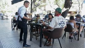 La oferta de restaurantes en la provincia creció por encima de la demanda real y el mercado hoy exige una depuración. La oferta de restaurantes en la provincia creció por encima de la demanda real y el mercado hoy exige una depuración.