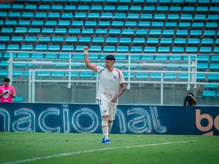 Bareiro abrió el marcador y su gesto tras convertir fue interpretado como un guiño al mundo Boca.