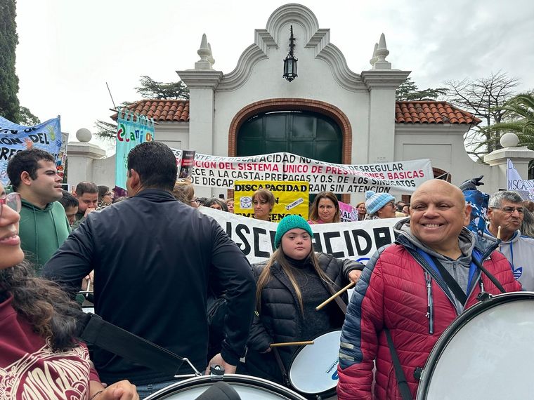 Hubo manifestaciones en 11 localidades del país y se entregó un petitorio en la Quinta de Olivos. Foto: Victoria Urruspuru / MDZ