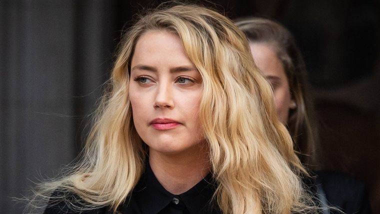 Amber Heard pasa sus días en España alejada del foco público.