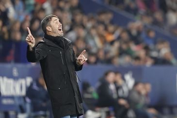 El Chacho Coudet ya sabe contra quien debutará en su estreno como DT de River.