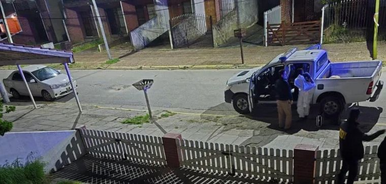 El cuerpo del jefe fue encontrado sin vida enterrado en el patio de la vivienda de su empleado en la localidad de Dolores. Foto: DDI de Dolores