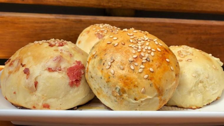 Delita a tu familia con estos deliciosos pames saborizados. Foto: Shutterstock
