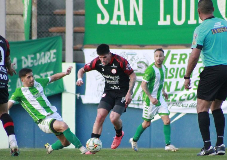 Gran victoria de Huracán en San Luis. Gran victoria de Huracán en San Luis.