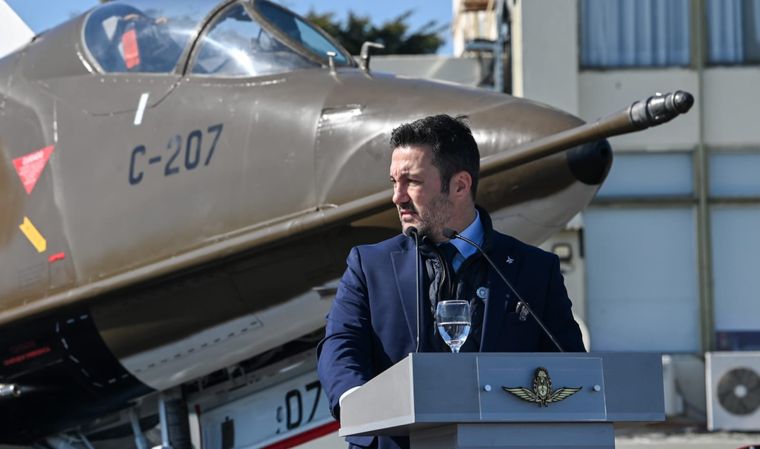 El Senado aprobó ascensos en las Fuerzas Armadas, pero quedaron relegados dos altos jefes de la Fuerza Aérea.