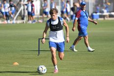 Santino Andino continúa entrenándose con el Tomba, aunque con un detalle que llamó la atención. Santino Andino continúa entrenándose con el Tomba, aunque con un detalle que llamó la atención.