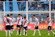 La desazón del plantel de River tras caer en la final del Apertura ante Belgrano de Córdoba.