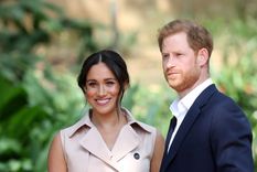 Meghan Markle y el príncipe Harry Foto: Cosmopolitan - https://hips.hearstapps.com/hmg-prod.s3.amazonaws.com/images/meghan-markle-harry-trabajo-1587061564.jpg