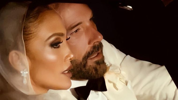 Jennifer Lopez y Ben Affleck La pareja más acaramelada que nunca Foto: Fuente: Imagen / Jlo Networks.