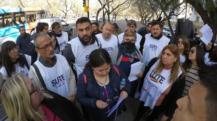 El SUTE bajará a las bases la propuesta del Ejecutivo y hay altas probabilidades de que se apruebe. Foto: ALF PONCE MERCADO / MDZ