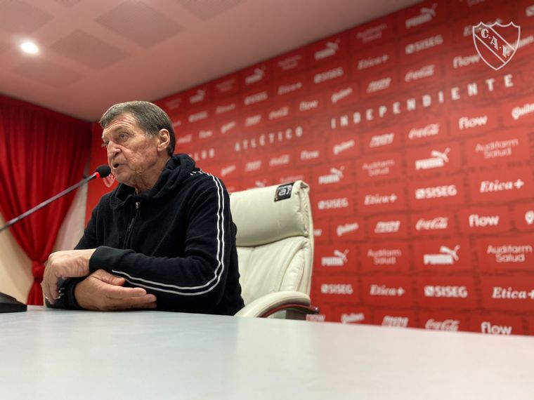 Falcioni, DT de Independiente. Foto: Independiente