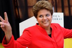 dilma volvio a brasilia tras un descanso y organiza equipos dilma volvio a brasilia tras un descanso y organiza equipos
