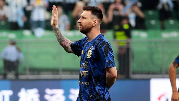 Messi está en duda para el partido de esta tarde. Foto: EFE