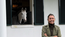 Pampita posó a cara lavada y con un look de campo en una estancia que sería de Martín Pepa Foto: Instagram