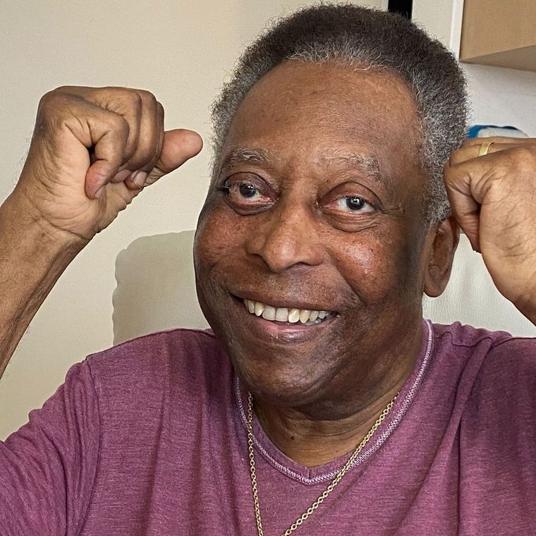 Pelé se mostró en sus redes sociales Foto: Instagram @pele