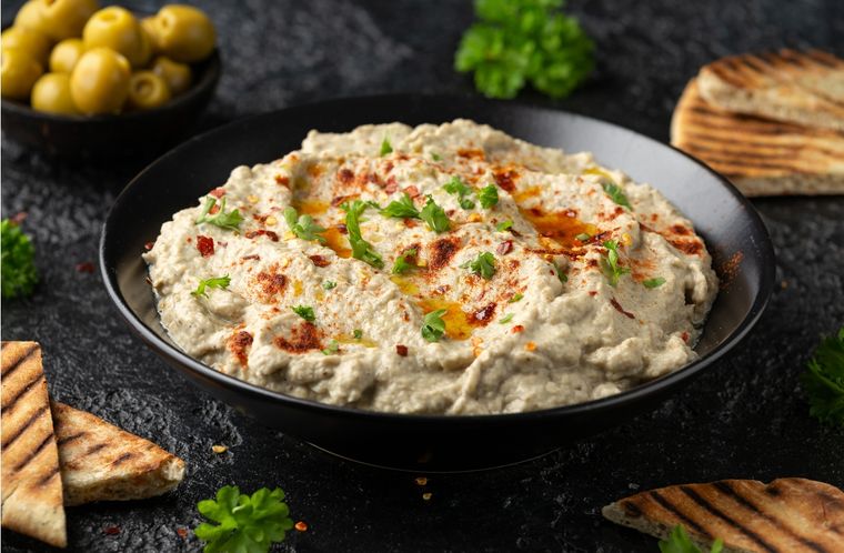 Baba ganoush Una receta simple y deliciosa de baba ganoush con berenjena para hacer en pocos pasos. Foto: Shutterstock