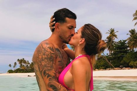 Leandro Paredes disfruta de unas merecidas vacaciones junto a Camila Galante. Leandro Paredes disfruta de unas merecidas vacaciones junto a Camila Galante.