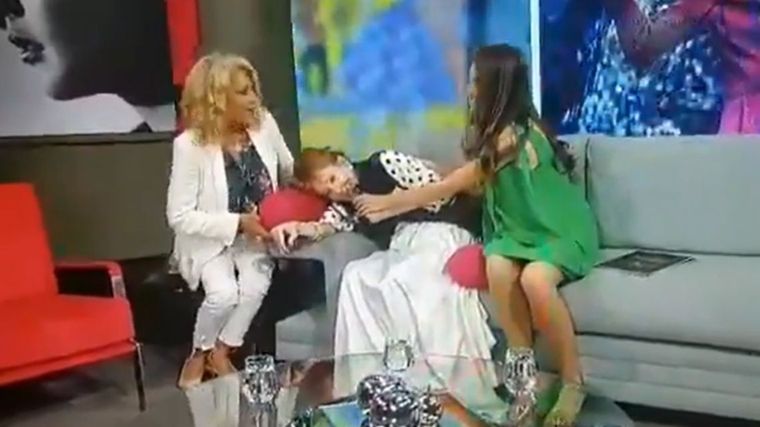 El video filtrado que capta a Pinky en un difícil momento durante la grabación de su programa Memorias desordenadas