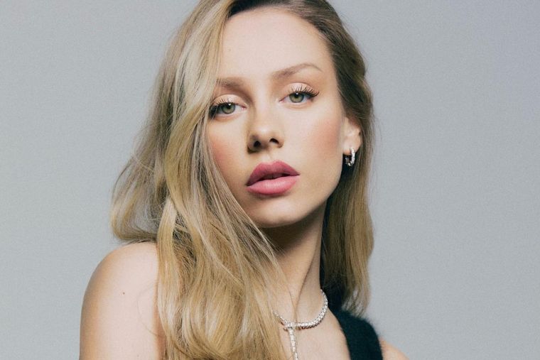 Ester Expósito tiene un estilo único para vestirse. Foto: Instagram: ester_exposito