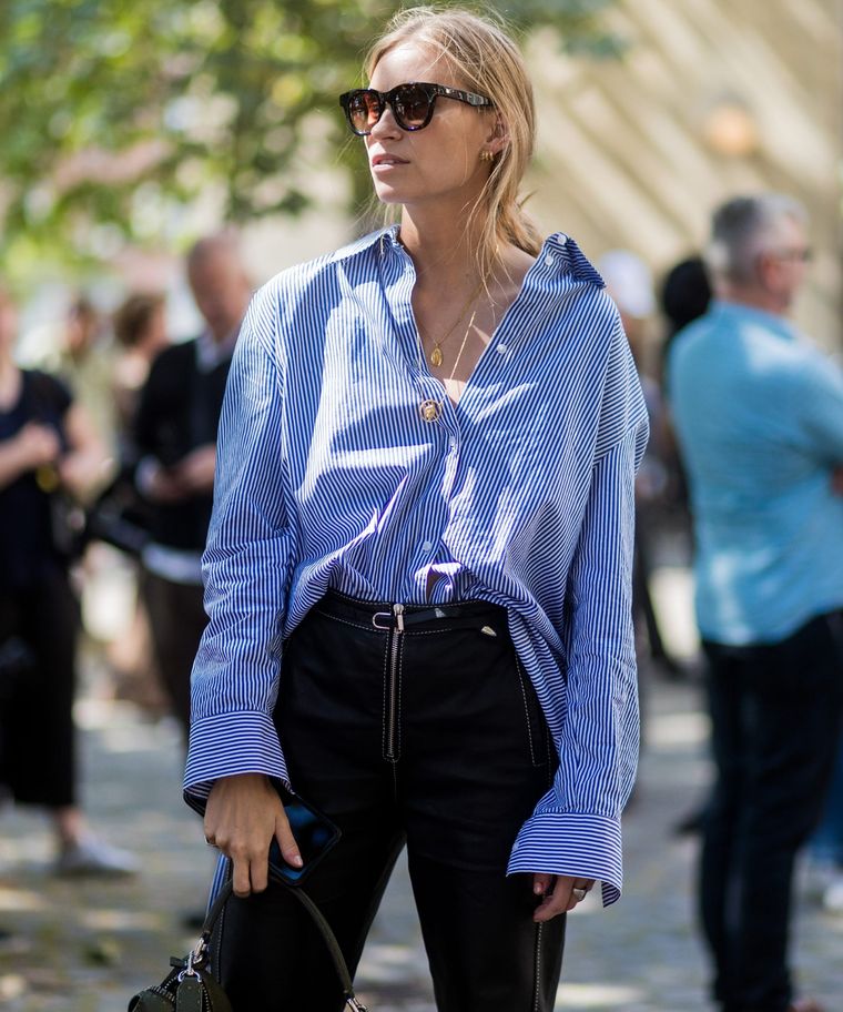 Tres razones para que sumes la camisa a rayas a tus looks de todos los días Foto: Refinery29