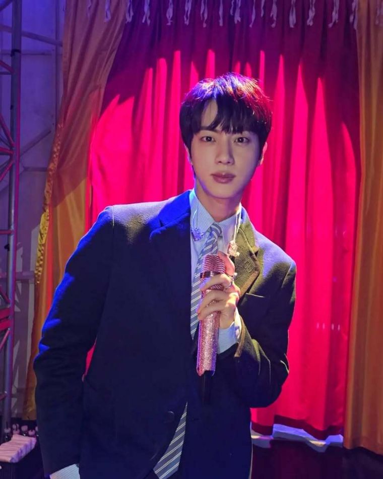 Jin de BTS pasó un mal momento en medio de la grabación de su reality. Foto: Instagram @jin
