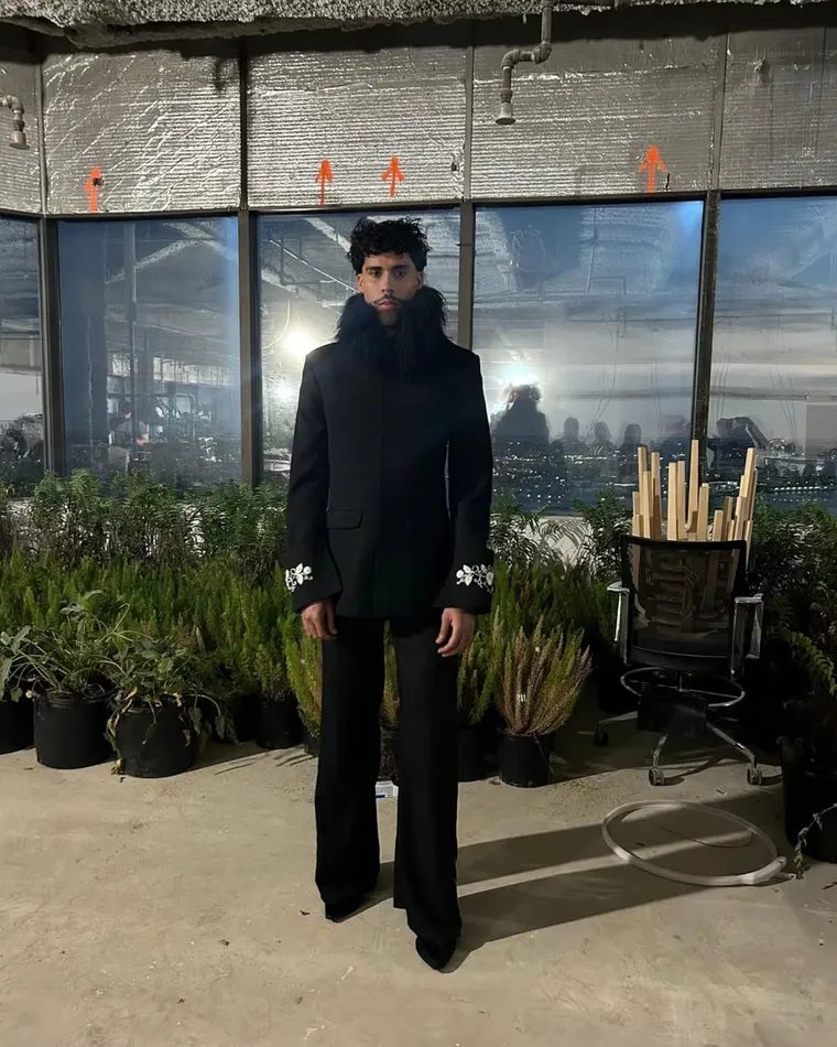 El otro Ocasio: Bernie construyó su carrera en la moda. El otro Ocasio: Bernie construyó su carrera en la moda.