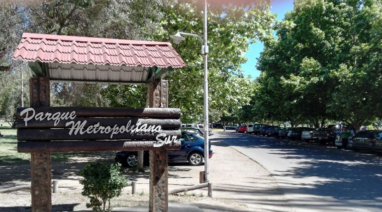 El violento episodio ocurrió en el Parque Metropolitano de Maipú. 
