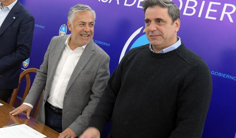 Alfredo Cornejo se reunirá con Lisandro Catalán. Alfredo Cornejo se reunirá con Lisandro Catalán.