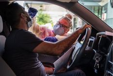 En cada vez más estados, las pruebas de coronavirus dan altos resultados positivos. Foto: BBC Mundo