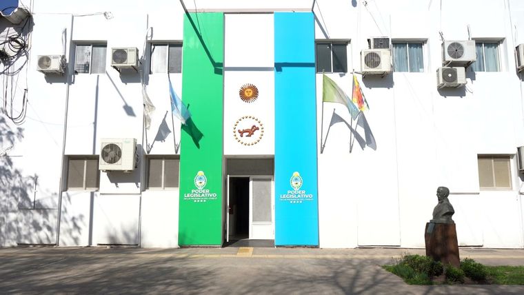 Polémica en Chaco: un legislador sólo emitió 3 palabras durante el período legislativo 2025