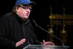Michael Moore fue uno de los pocos líderes de opinión que predijo la elección de Trump en 2016.