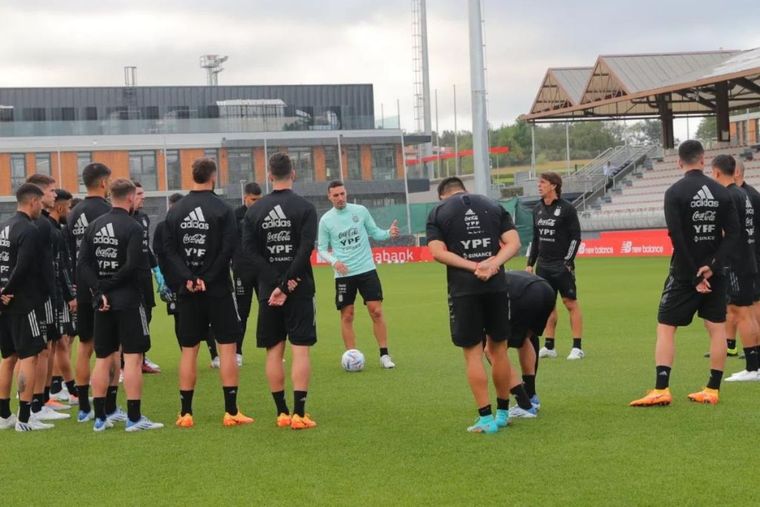 Scaloni tiene la lista casi confirmada para el Mundial. Foto: @Argentina