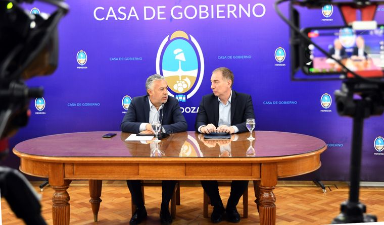El gobernador Alfredo Cornejo y el ministro del Interior, Diego Santilli. El gobernador Alfredo Cornejo y el ministro del Interior, Diego Santilli.