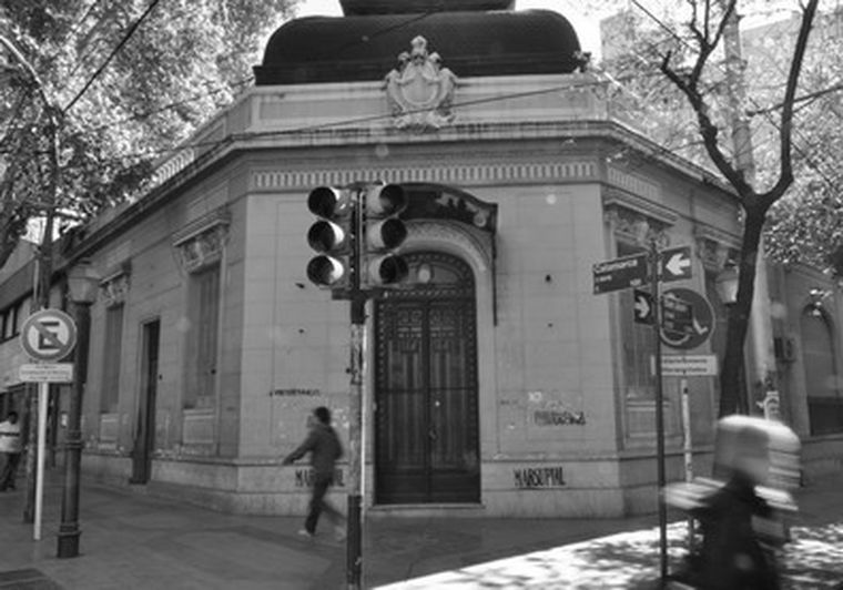 El Arzobispado tendrá que responder por este tema.