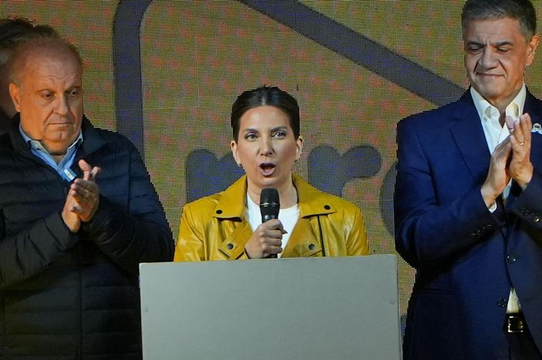 La candidata a legisladora porteña del PRO, Silvia Lospennato, reconoció la derrota en el búnker del PRO. Foto: PRO Campaña