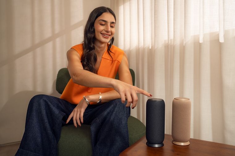 El moto sound flow ofrece un diseño textil premium y sonido de alta fidelidad. El moto sound flow ofrece un diseño textil premium y sonido de alta fidelidad.