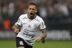 Maicon marcó el primero.