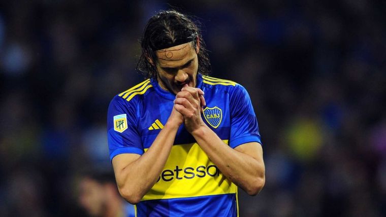 Cavani no tuvo un buen partido. Foto: Télam