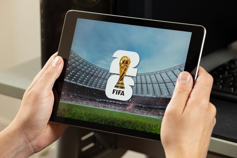Los operadores locales evalúan las opciones técnicas para llevar el fútbol con la máxima definición. Los operadores locales evalúan las opciones técnicas para llevar el fútbol con la máxima definición.