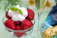 Postre de frutillas con crema: un clásico para cualquier ocasión Foto: Shutterstock