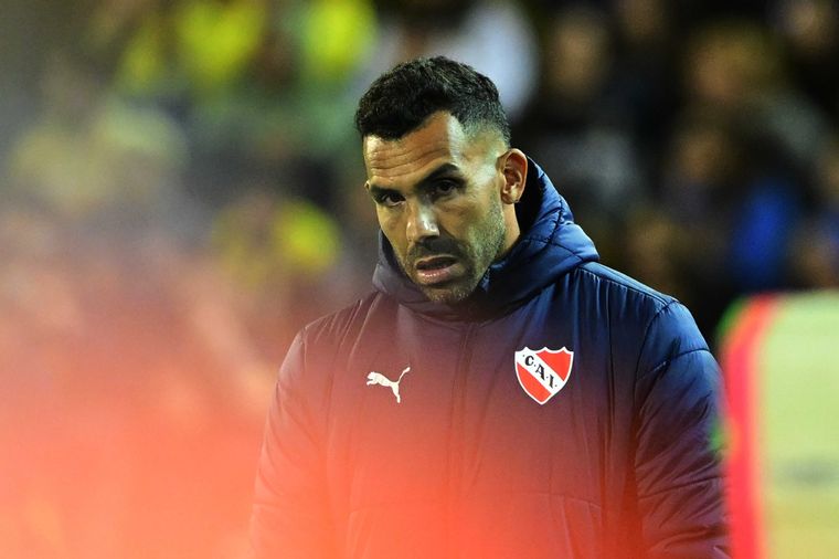 Carlos Tevez sigue sin perder en Independiente. Foto: Télam