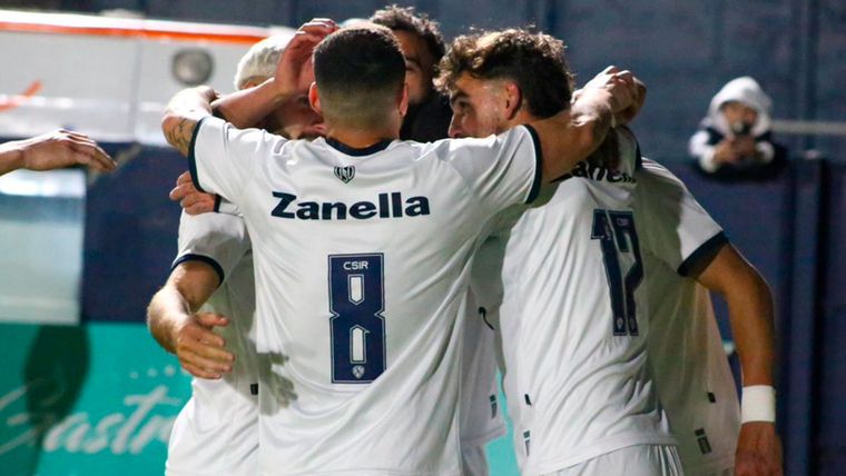 La Lepra venció a Gimnasia de Jujuy y le da pelea a Chacarita Foto: Independiente Rivadavia