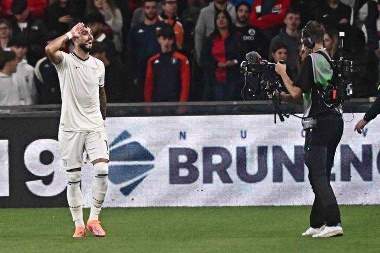 El mendocino Valentín Castellanos festeja su gol, el segundo de su equipo. 