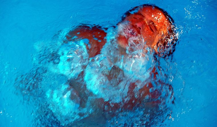 Burbujas de aire en una piscina. Foto: Wikipedia.